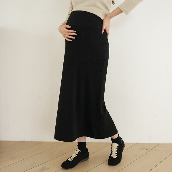 Maternity*Cotton candy fluffy maxi maternity skirt