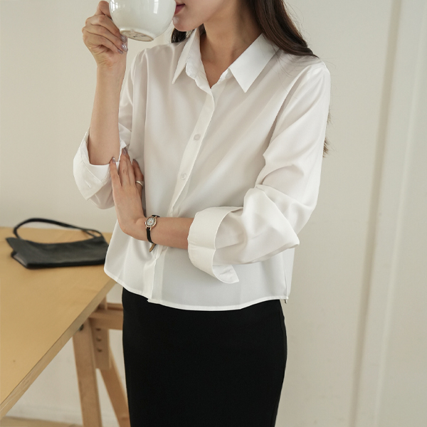 <b>[Limited-time discount]</b> Maternity*Salangsil Keyring-free Crop Shirt (2 sizes)