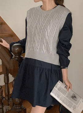 Maternity*Cable Back Ribbon Knit Vest