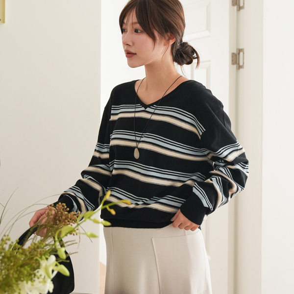 Maternity*Line Multi-Stripe V-Neck Knit