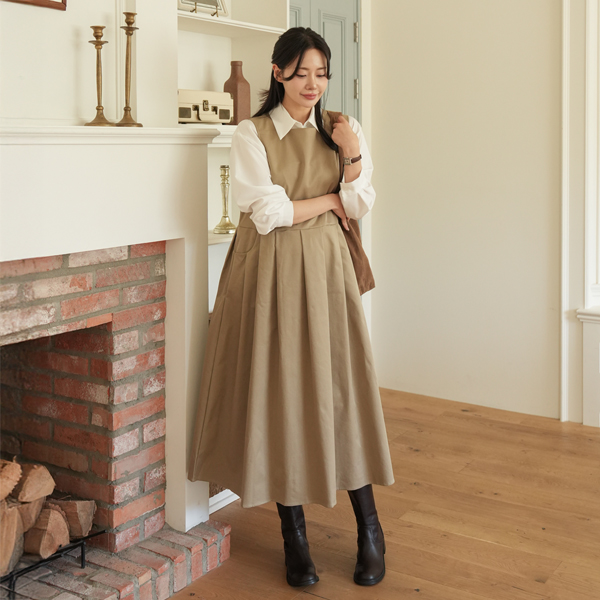 Maternity*Modern Square Pleated Maternity Dress