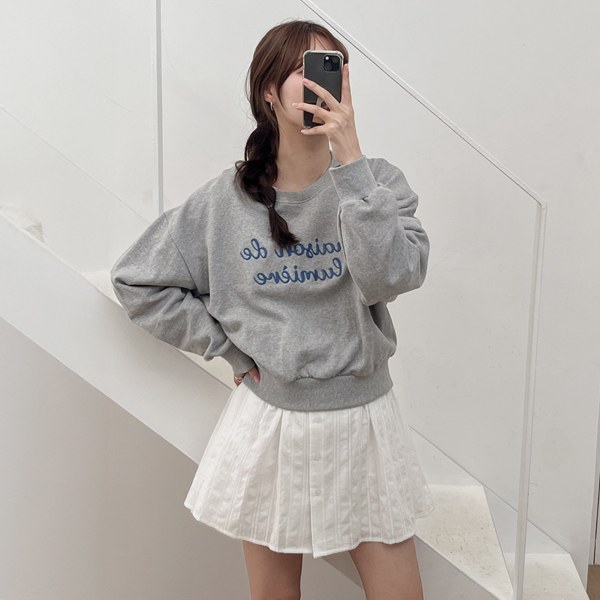 Maternity*Hype embroidery crop top