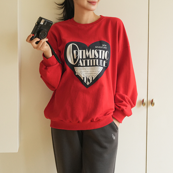 Maternity*Big Heart Lettering Overfit Man to Man