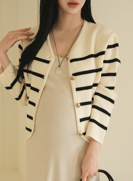Maternity*Gold Button Single-breasted Cardigan