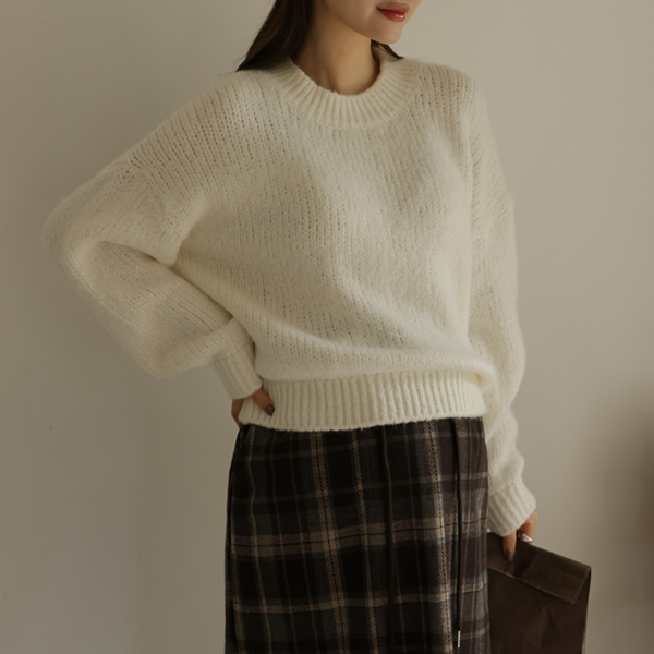 Maternity*Blush Round Loose Fit-Knit