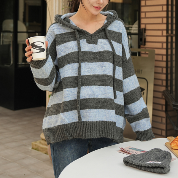 Maternity*Ondi Dangara Knit Hood