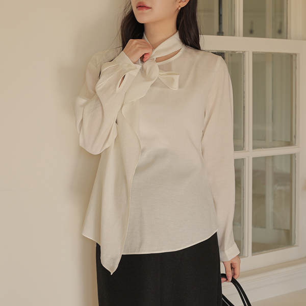 Maternity*Wrap Tie Blouse