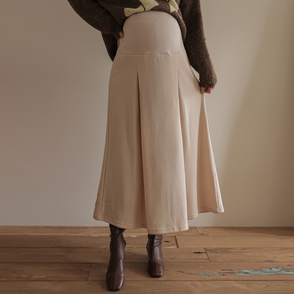 Maternity*Cozy pin tuck fleece maternity skirt