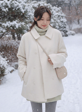 Maternity*White Snow Half Coat