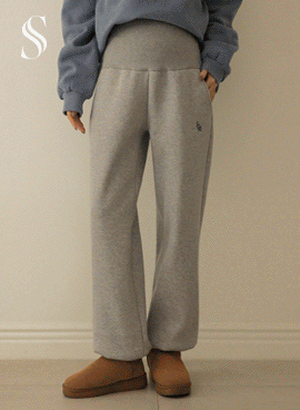 Maternity* Super comfortable fleece jogger maternity pants