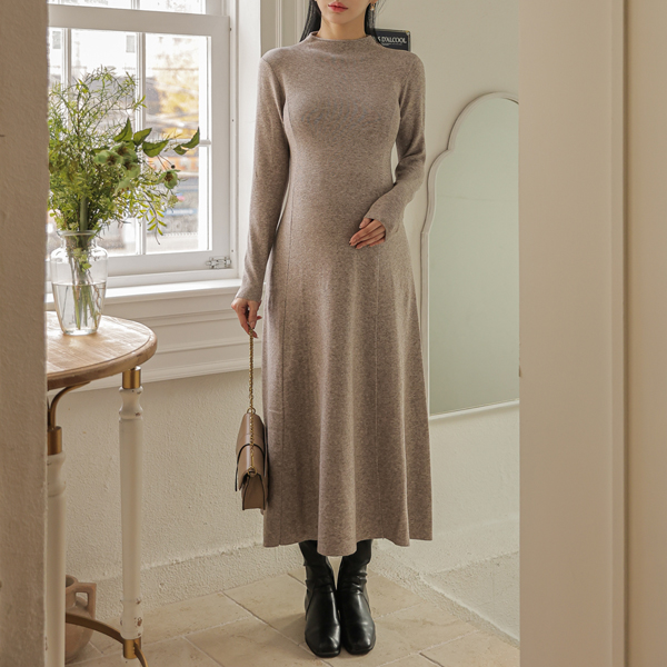 Maternity*Cut-off neck flare long maternity dress