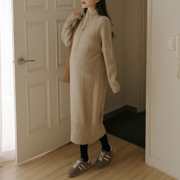 Maternity*Thick half-zip-up knit maternity dress