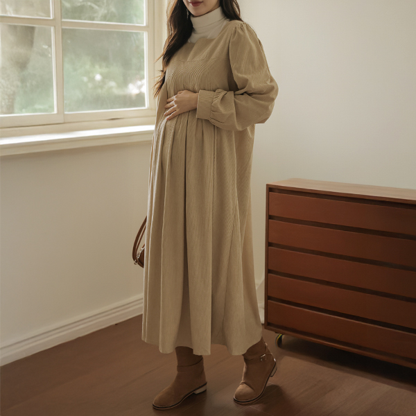 Maternity*Cordure pin-tuck maternity dress