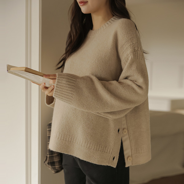 Maternity*Side Button Point Knit