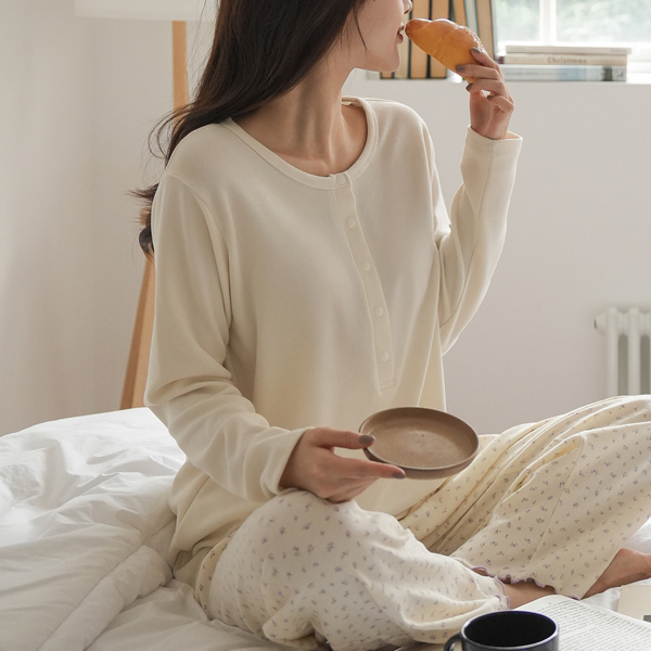 [S-made] Nursing clothes*10 seconds nursing basic T-shirt