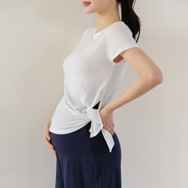 Maternity*Short-sleeved, one-legged yoga t-shirt