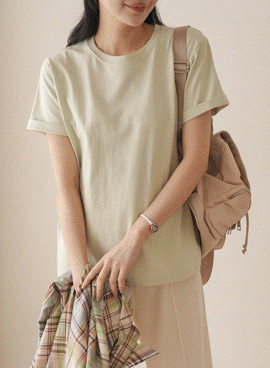 Maternity*Tight and soft basic t-shirt