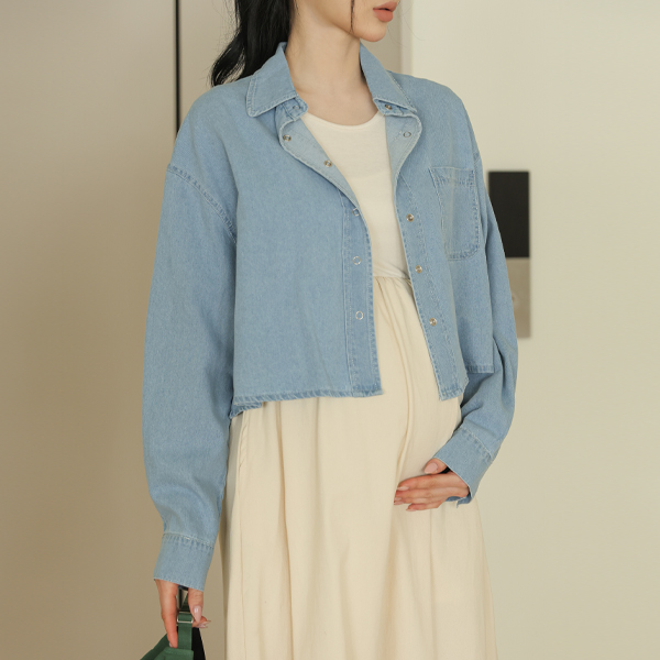 Maternity*Hola Crop Denim Shirt