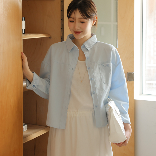 Maternity* Button Pocket Washed Semi-Crop Shirt