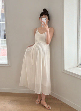 <b>[1st Place in Popularity Vote]</b> Maternity Garden Bustier Maternity Dress (String Set)