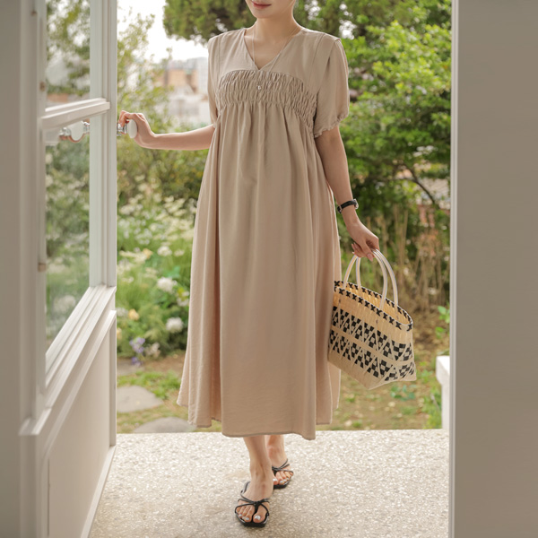 Maternity* V-Smoke Banding Maternity Dress