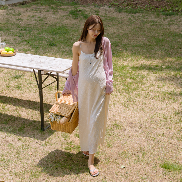 Maternity*Honey Bee Lace Maternity Dress