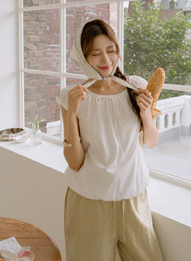 Maternity*Milk Tea Balloon Shirring Blouse