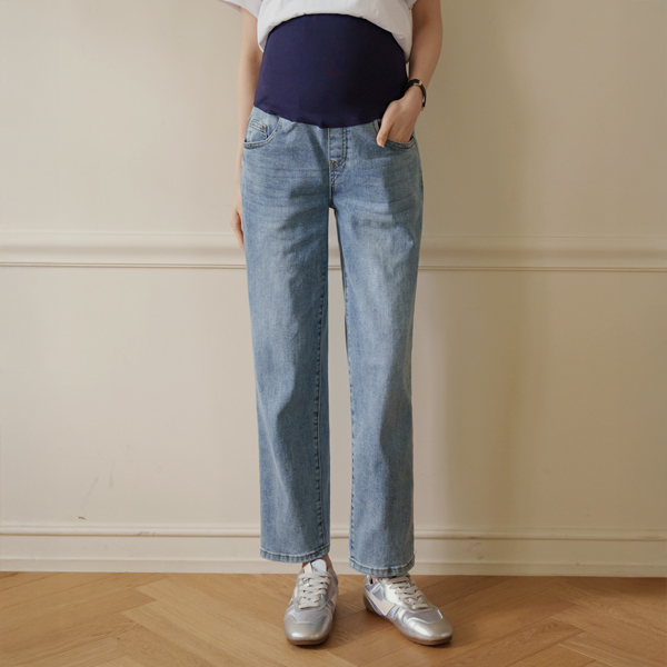 <b>[Limited Quantity SALE]</b> Maternity* Perfect Wash Boyfit Maternity Jeans