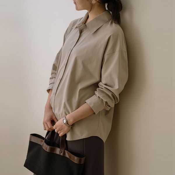 <b>[Online Store Exclusive Opening Special]</b> [S-made] Maternity* Relax Wrinkle-Free Solid Maternity Shirt
