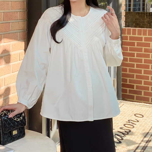 <b>[Limited Quantity SALE]</b> Maternity* Lace Peach Brushed Maternity Blouse (Nursing Suitable)