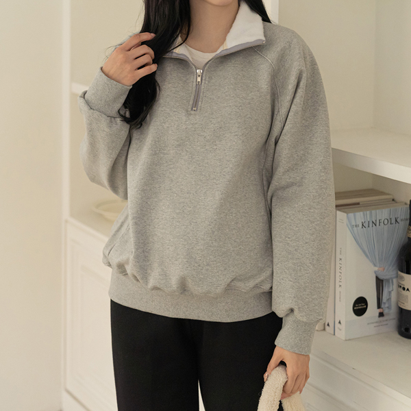 <b>[Limited Quantity SALE]</b> Maternity*Pogny Fleece Caravan Zip-Up Maternity Sweatshirt