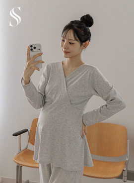 <b>[Free Shipping][Wrap Style/In & Outwear/Delicate Mood]</b> [S-made] Nursing Wear*Eco-sa Wrap Flare Nursing T-shirt (Maternity Use Only)
